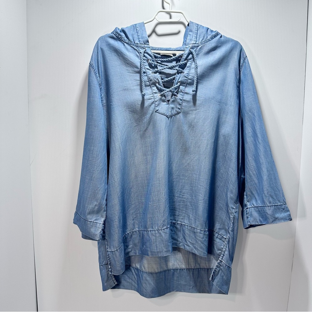 Zenergy Chicos Denim Shirt Women’s Sz M Hooded Chambray Roll Tab Sleeve‎ Lace Up